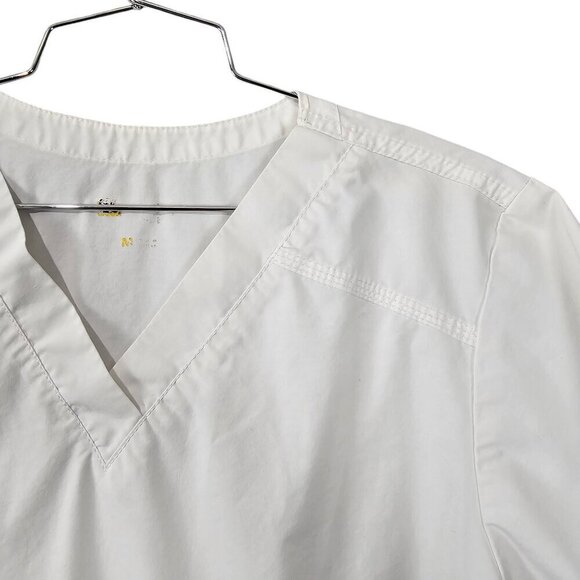 Wonderwink Origins V-Neck Shaped Scrub Top - Picture 3 of 6